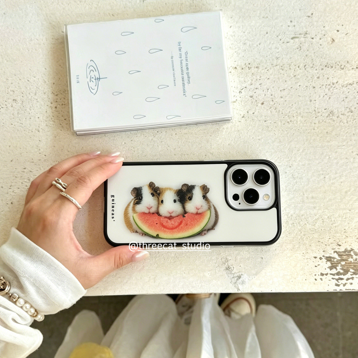 한국산 기니피그 수박 먹는 디자인 아이폰 17 에어 1 - Phone Cases Korean 리뷰 및 가격