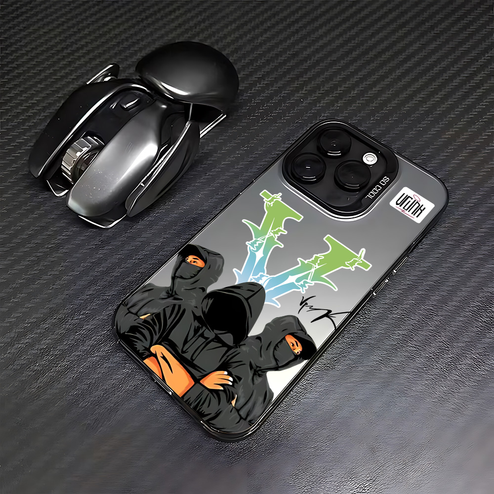 스트리트 트렌드세터 V-Vrunks 프로스티드 케이스  - Phone Cases Louis Vuitton 리뷰 및 가격